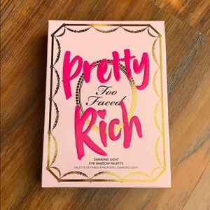 Too faced pretty rich eye shadow